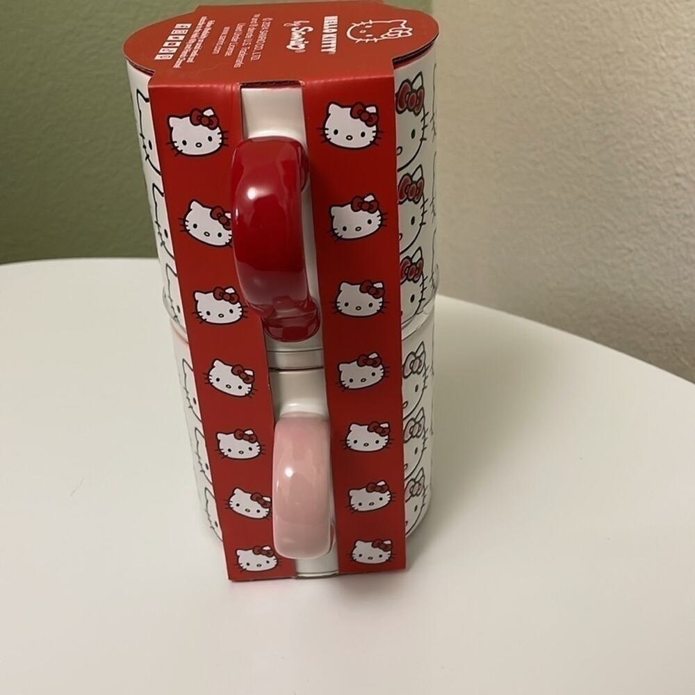 Hello Kitty by Sanrio set 2 large face mugs one pink bow and one red bow red NEW - Picture 5 of 7